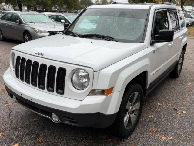 Белый Джип Патриот, объемом двигателя 2.4 л и пробегом 53 тыс. км за 5400 $, фото 2 на Automoto.ua
