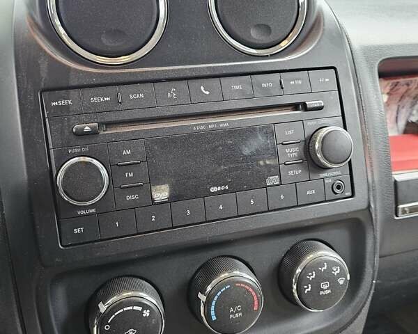 Бежевый Джип Патриот, объемом двигателя 2.36 л и пробегом 220 тыс. км за 7200 $, фото 14 на Automoto.ua