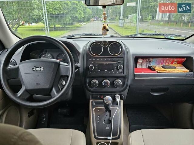 Бежевый Джип Патриот, объемом двигателя 2.36 л и пробегом 220 тыс. км за 7200 $, фото 21 на Automoto.ua
