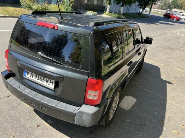 Черный Джип Патриот, объемом двигателя 2.4 л и пробегом 250 тыс. км за 5900 $, фото 4 на Automoto.ua
