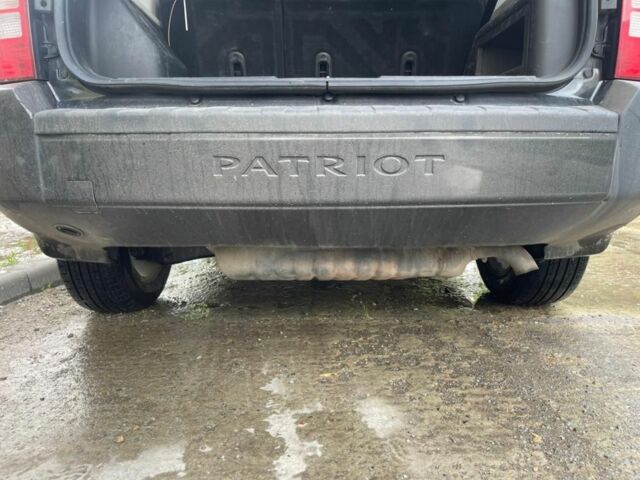 Черный Джип Патриот, объемом двигателя 2.4 л и пробегом 250 тыс. км за 5900 $, фото 7 на Automoto.ua