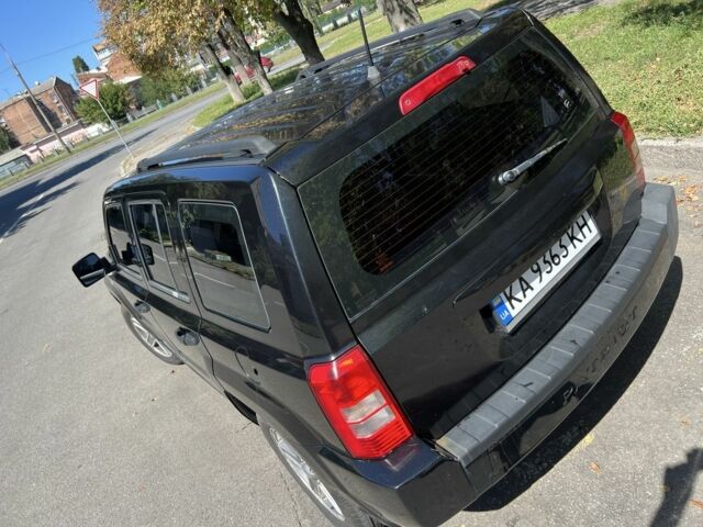 Черный Джип Патриот, объемом двигателя 2.4 л и пробегом 250 тыс. км за 5900 $, фото 3 на Automoto.ua