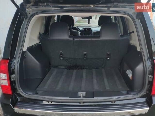 Черный Джип Патриот, объемом двигателя 2 л и пробегом 109 тыс. км за 12300 $, фото 28 на Automoto.ua