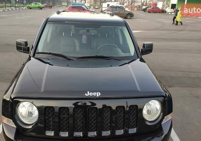 Черный Джип Патриот, объемом двигателя 2 л и пробегом 109 тыс. км за 12300 $, фото 5 на Automoto.ua