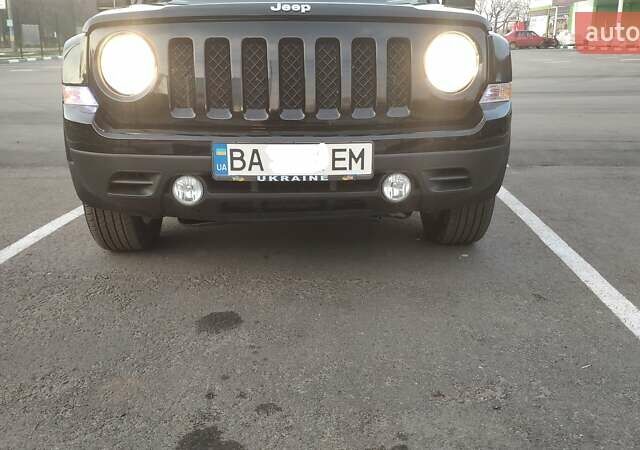 Черный Джип Патриот, объемом двигателя 2 л и пробегом 109 тыс. км за 12300 $, фото 10 на Automoto.ua