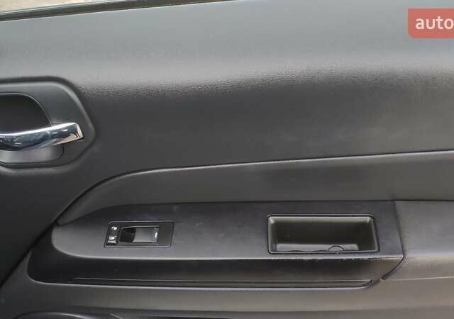 Черный Джип Патриот, объемом двигателя 2 л и пробегом 109 тыс. км за 12300 $, фото 32 на Automoto.ua