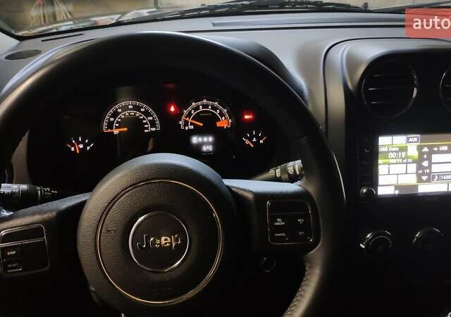 Черный Джип Патриот, объемом двигателя 2 л и пробегом 109 тыс. км за 12300 $, фото 68 на Automoto.ua