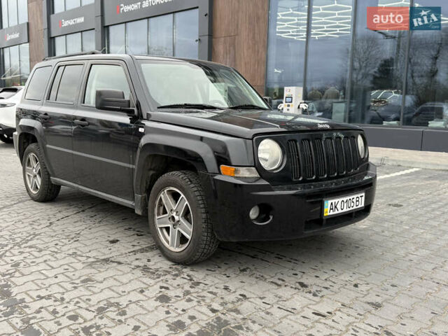 Чорний Джип Patriot, об'ємом двигуна 2.36 л та пробігом 204 тис. км за 7900 $, фото 2 на Automoto.ua