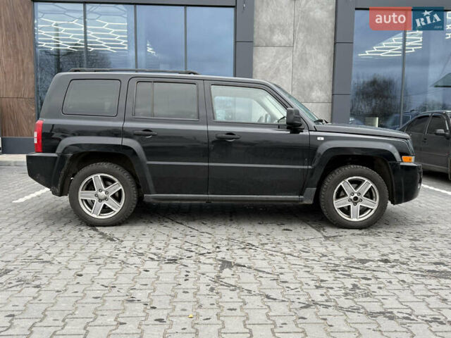 Чорний Джип Patriot, об'ємом двигуна 2.36 л та пробігом 204 тис. км за 7900 $, фото 3 на Automoto.ua