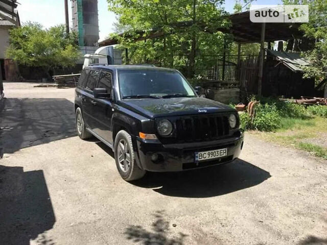 Чорний Джип Patriot, об'ємом двигуна 2.4 л та пробігом 220 тис. км за 8000 $, фото 5 на Automoto.ua