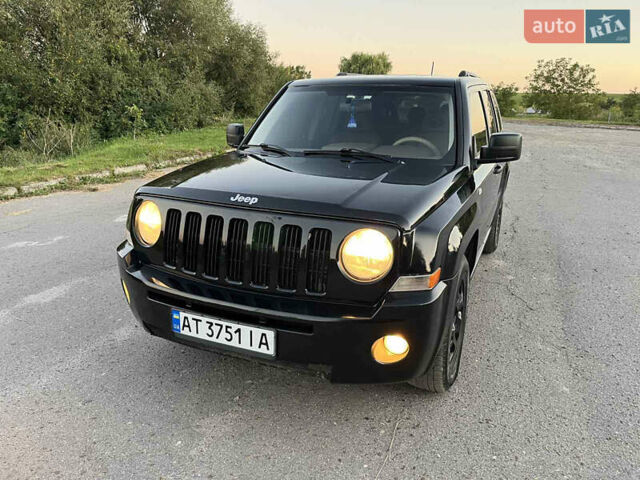Черный Джип Патриот, объемом двигателя 2.36 л и пробегом 251 тыс. км за 6250 $, фото 2 на Automoto.ua