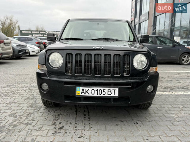 Чорний Джип Patriot, об'ємом двигуна 2.36 л та пробігом 204 тис. км за 7900 $, фото 1 на Automoto.ua