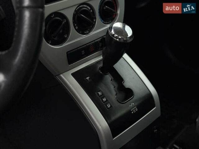 Черный Джип Патриот, объемом двигателя 2.36 л и пробегом 150 тыс. км за 7900 $, фото 15 на Automoto.ua