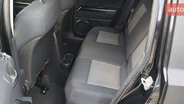 Черный Джип Патриот, объемом двигателя 2.36 л и пробегом 280 тыс. км за 4500 $, фото 34 на Automoto.ua