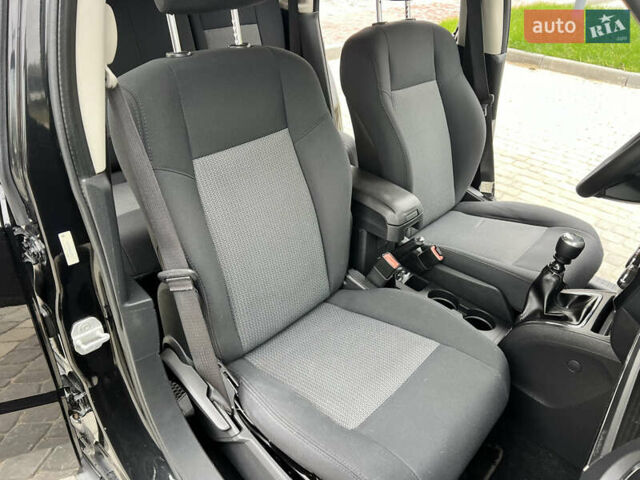 Черный Джип Патриот, объемом двигателя 2.14 л и пробегом 283 тыс. км за 9999 $, фото 24 на Automoto.ua