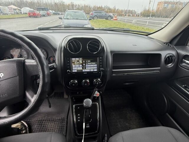 Черный Джип Патриот, объемом двигателя 2.4 л и пробегом 17 тыс. км за 6500 $, фото 6 на Automoto.ua