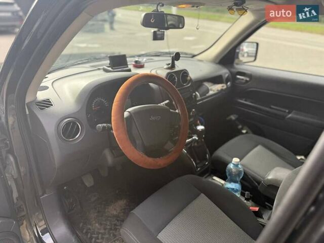 Черный Джип Патриот, объемом двигателя 2.14 л и пробегом 226 тыс. км за 11000 $, фото 19 на Automoto.ua