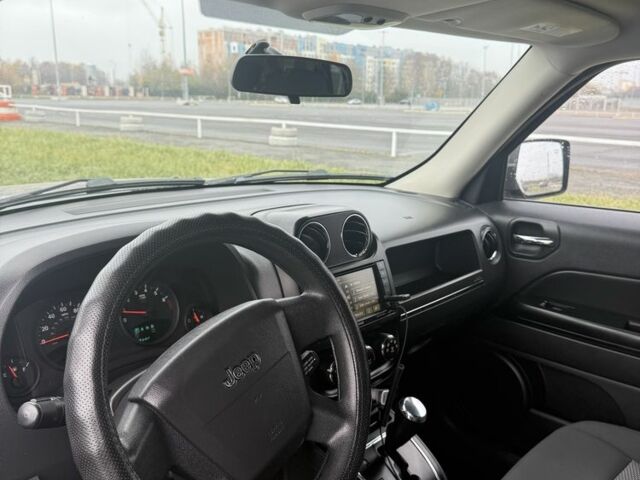 Черный Джип Патриот, объемом двигателя 2.4 л и пробегом 17 тыс. км за 6500 $, фото 1 на Automoto.ua