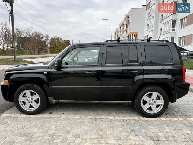 Черный Джип Патриот, объемом двигателя 2.14 л и пробегом 283 тыс. км за 9999 $, фото 9 на Automoto.ua