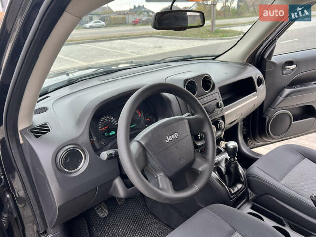 Черный Джип Патриот, объемом двигателя 2.14 л и пробегом 283 тыс. км за 9999 $, фото 22 на Automoto.ua