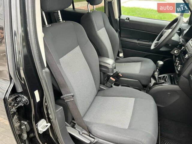 Черный Джип Патриот, объемом двигателя 2.14 л и пробегом 283 тыс. км за 9999 $, фото 34 на Automoto.ua