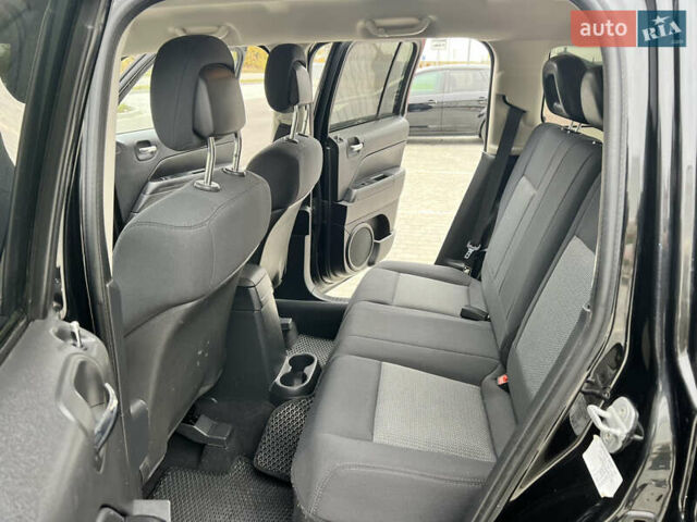 Черный Джип Патриот, объемом двигателя 2.14 л и пробегом 283 тыс. км за 9999 $, фото 17 на Automoto.ua