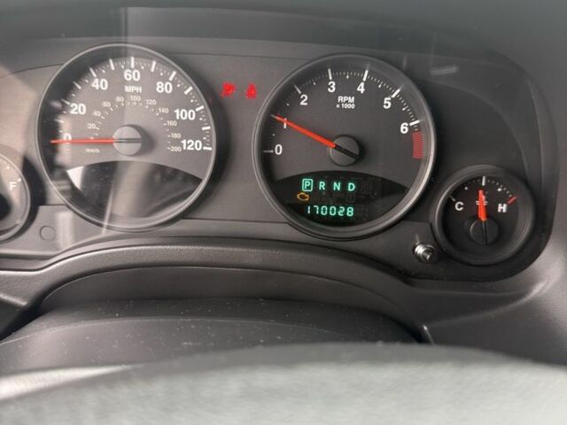 Черный Джип Патриот, объемом двигателя 2.4 л и пробегом 17 тыс. км за 6500 $, фото 5 на Automoto.ua