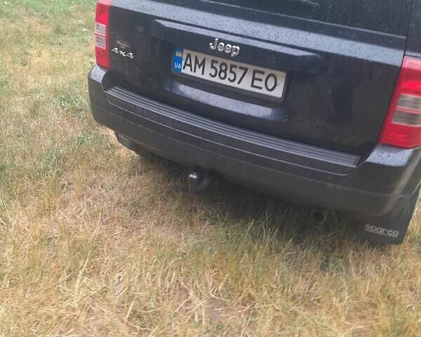 Черный Джип Патриот, объемом двигателя 2.4 л и пробегом 260 тыс. км за 8700 $, фото 2 на Automoto.ua