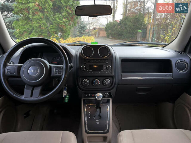 Чорний Джип Patriot, об'ємом двигуна 2.36 л та пробігом 170 тис. км за 9200 $, фото 20 на Automoto.ua