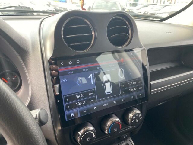 Черный Джип Патриот, объемом двигателя 2.4 л и пробегом 310 тыс. км за 8800 $, фото 14 на Automoto.ua