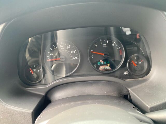 Черный Джип Патриот, объемом двигателя 2.4 л и пробегом 310 тыс. км за 8800 $, фото 13 на Automoto.ua