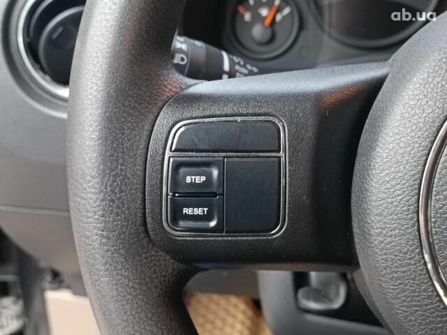 Черный Джип Патриот, объемом двигателя 2.4 л и пробегом 187 тыс. км за 9290 $, фото 23 на Automoto.ua