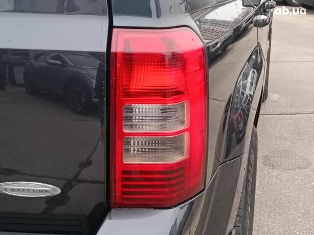 Черный Джип Патриот, объемом двигателя 2.4 л и пробегом 187 тыс. км за 9290 $, фото 8 на Automoto.ua