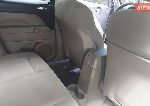 Черный Джип Патриот, объемом двигателя 2 л и пробегом 150 тыс. км за 9500 $, фото 9 на Automoto.ua