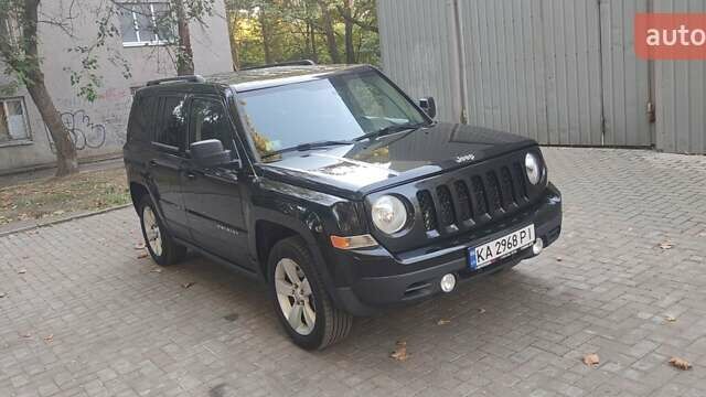Черный Джип Патриот, объемом двигателя 2.36 л и пробегом 181 тыс. км за 9999 $, фото 4 на Automoto.ua