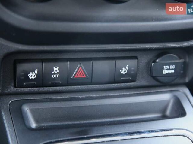 Черный Джип Патриот, объемом двигателя 2.36 л и пробегом 230 тыс. км за 9600 $, фото 17 на Automoto.ua