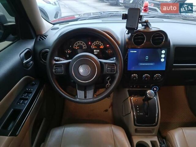 Черный Джип Патриот, объемом двигателя 2.4 л и пробегом 187 тыс. км за 9290 $, фото 15 на Automoto.ua