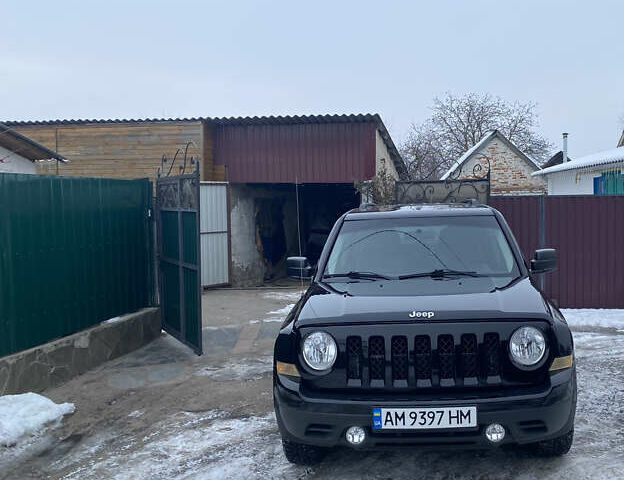 Черный Джип Патриот, объемом двигателя 2 л и пробегом 123 тыс. км за 9977 $, фото 7 на Automoto.ua