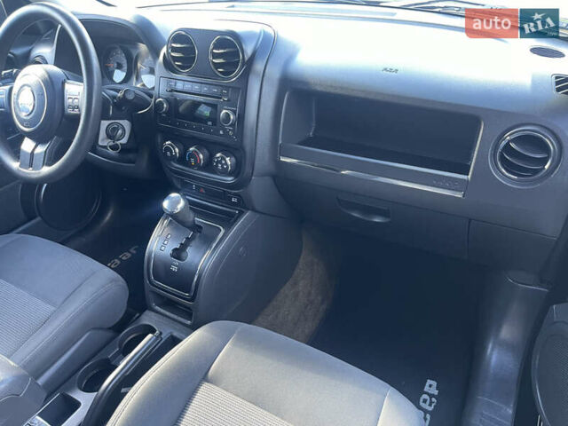 Джип Патриот 2013 в Киеве на Automoto.ua Черный Джип Патриот, объемом двигателя 2.4 л и пробегом 134 тыс. км за 8500 $, фото 14 на Automoto.ua