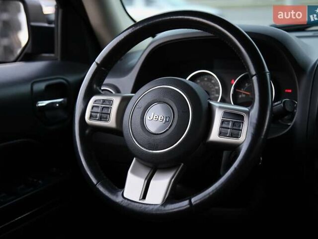 Черный Джип Патриот, объемом двигателя 2.36 л и пробегом 230 тыс. км за 9600 $, фото 13 на Automoto.ua