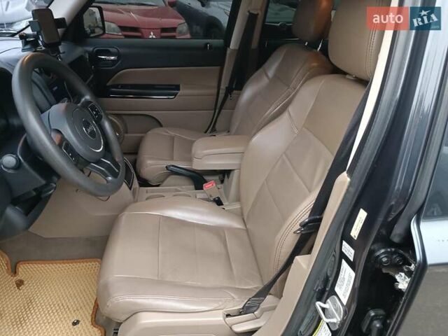 Черный Джип Патриот, объемом двигателя 2.4 л и пробегом 187 тыс. км за 9290 $, фото 18 на Automoto.ua