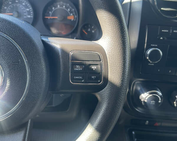 Джип Патриот 2013 в Киеве на Automoto.ua Черный Джип Патриот, объемом двигателя 2.4 л и пробегом 134 тыс. км за 8500 $, фото 13 на Automoto.ua