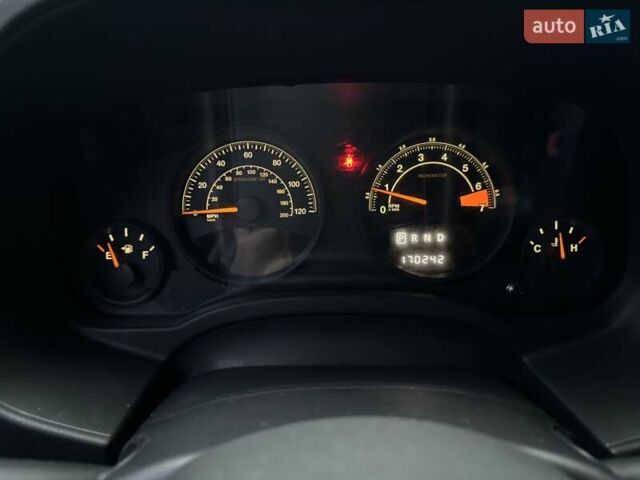 Чорний Джип Patriot, об'ємом двигуна 2 л та пробігом 283 тис. км за 8900 $, фото 32 на Automoto.ua