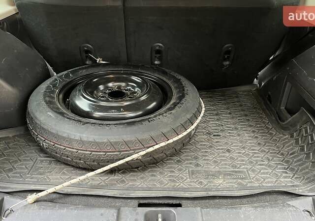 Черный Джип Патриот, объемом двигателя 2.36 л и пробегом 157 тыс. км за 9400 $, фото 6 на Automoto.ua