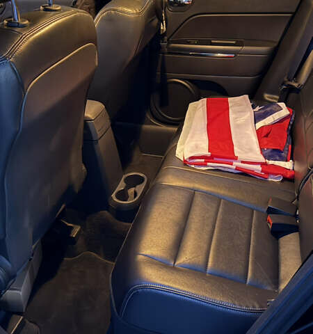 Черный Джип Патриот, объемом двигателя 2.4 л и пробегом 84 тыс. км за 15000 $, фото 17 на Automoto.ua