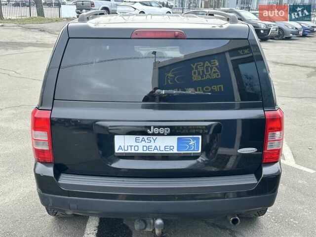 Черный Джип Патриот, объемом двигателя 2.36 л и пробегом 156 тыс. км за 9490 $, фото 5 на Automoto.ua