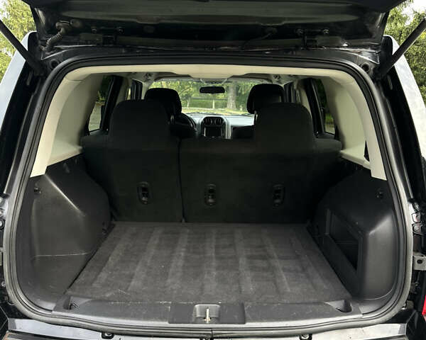 Джип Патриот 2014 в Дубно на Automoto.ua Черный Джип Патриот, объемом двигателя 2.4 л и пробегом 236 тыс. км за 8800 $, фото 23 на Automoto.ua