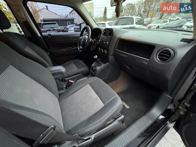 Чорний Джип Patriot, об'ємом двигуна 2 л та пробігом 283 тис. км за 8900 $, фото 25 на Automoto.ua