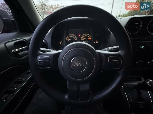 Чорний Джип Patriot, об'ємом двигуна 2 л та пробігом 283 тис. км за 8900 $, фото 29 на Automoto.ua