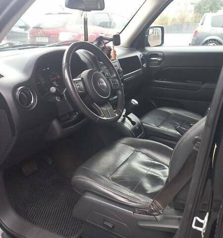 Черный Джип Патриот, объемом двигателя 2.36 л и пробегом 180 тыс. км за 9700 $, фото 7 на Automoto.ua